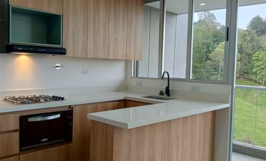 apartamento en arriendo en km 3 via la ceja don diego. Cod A215780