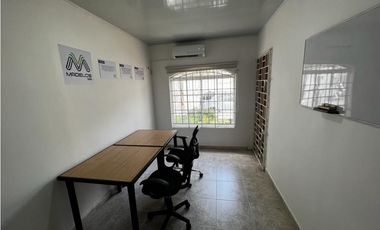 SE VENDE O ARRIENDA CASA PARA ENTIDAD DE SALUD, COWORKING O EVENTOS