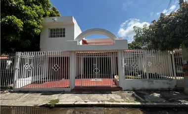 SE VENDE O ARRIENDA CASA PARA ENTIDAD DE SALUD, COWORKING O EVENTOS