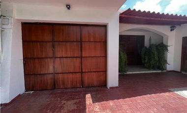 SE VENDE O ARRIENDA CASA PARA ENTIDAD DE SALUD, COWORKING O EVENTOS