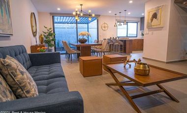 Casa de 4 rec una en PB y roof venta en El Nvo Refugio, Querétaro