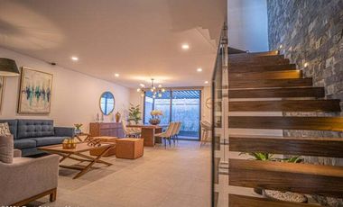 Casa de 4 rec una en PB y roof venta en El Nvo Refugio, Querétaro
