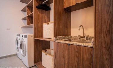 Casa de 4 rec una en PB y roof venta en El Nvo Refugio, Querétaro