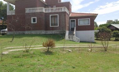 HERMOSO CHALET DE 5 AMB EN OSTENDE A 6 CUADRAS DE LA PLAYA