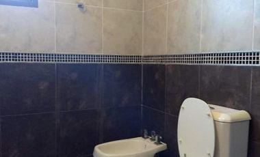 HERMOSO CHALET DE 5 AMB EN OSTENDE A 6 CUADRAS DE LA PLAYA