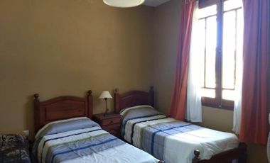 HERMOSO CHALET DE 5 AMB EN OSTENDE A 6 CUADRAS DE LA PLAYA