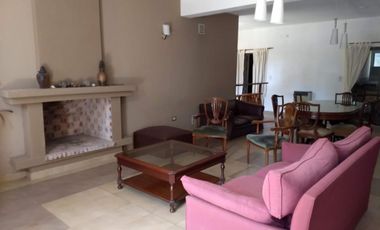 HERMOSO CHALET DE 5 AMB EN OSTENDE A 6 CUADRAS DE LA PLAYA