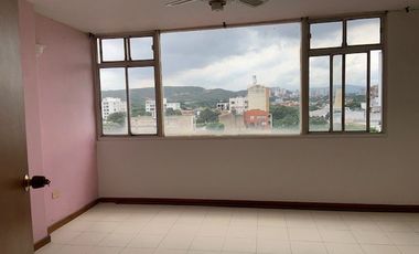 APARTAMENTO EXCELENTE UBICACION