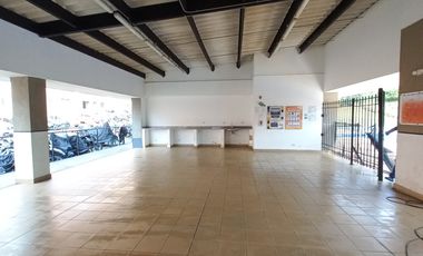 apartamento en arriendo en arboleda campestre yarumo piso 7 sin ascensor. Cod A14041