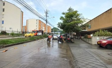 apartamento en arriendo en arboleda campestre yarumo piso 7 sin ascensor. Cod A14041