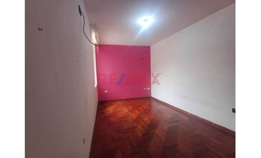 Alquiler De Acogedor Departamento En Surco – 69 M², Cuarto Piso