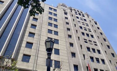 Oficina en Arriendo en Edificio Plaza de la Constitución