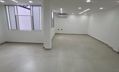 En arriendo local oficina Prado Bucaramanga. Cod A22502