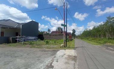 Tanah Pekarangan Kases Jalan Aspal Utara Pamela Purwomartani