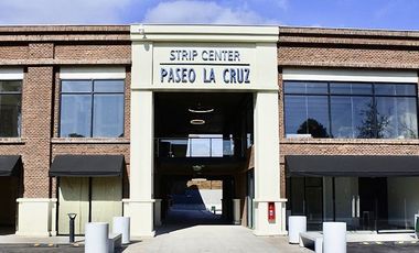 Local Comercial en Arriendo en Strip Center Paseo la Cruz