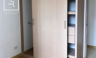 apartamento en arriendo en loma san jose. Cod A776685