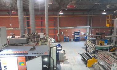 bodega en venta en acopi. Cod V4776