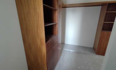 CASA EN VENTA EN ESQUINA CON ALBERCA FRACC. PALMAS GREEN MEDELLÍN DE BRAVO,VER.