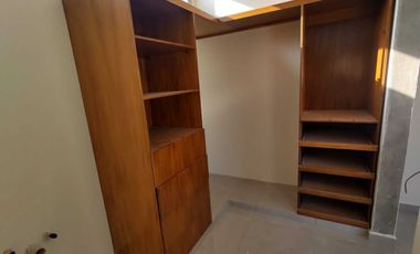 CASA EN VENTA EN ESQUINA CON ALBERCA FRACC. PALMAS GREEN MEDELLÍN DE BRAVO,VER.
