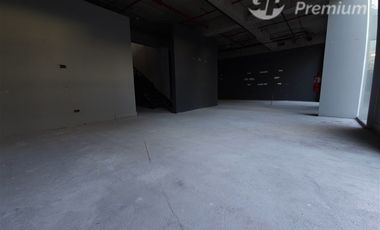 Local Comercial en arriendo en Obra Gruesa 165 M