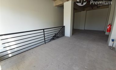 Local Comercial en arriendo en Obra Gruesa 165 M