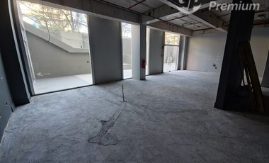 Local Comercial en arriendo en Obra Gruesa 165 M