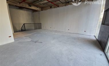 Local Comercial en arriendo en Obra Gruesa 165 M