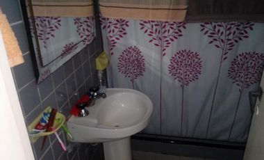 VIVIENDA EN P.A. CON  GALPÓN / DEPÓSITO EN P.B.