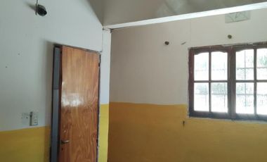 HERMOSA PROPIEDAD EN ESQUINA, CON 2 CASAS PARA USO PROPIO O RENTA