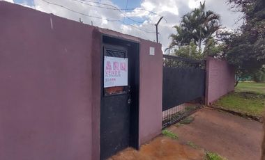 HERMOSA PROPIEDAD EN ESQUINA, CON 2 CASAS PARA USO PROPIO O RENTA