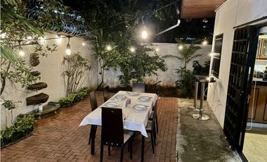 SE ALQUILA HERMOSA CASA EN SAN FRANCISCO $4,000