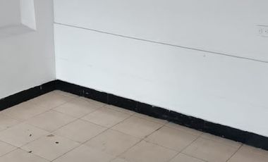 local en arriendo en primero de mayo. Cod A17269