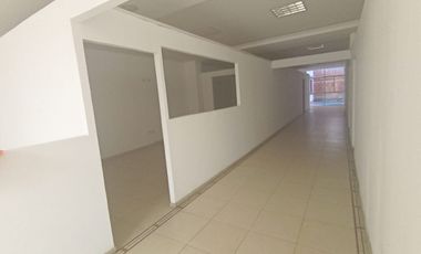 comercial (casa para comercio) en arriendo en casco antiguo. Cod A125407