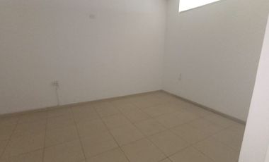 comercial (casa para comercio) en arriendo en casco antiguo. Cod A125407