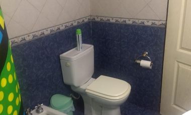 Excelente Propiedad de 4 Ambientes Zona el Triangulo Cochera doble cubierta