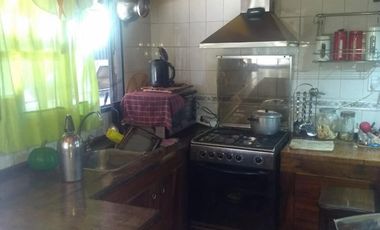 Excelente Propiedad de 4 Ambientes Zona el Triangulo Cochera doble cubierta