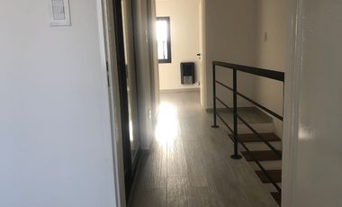 Duplex en venta en Wilde Este