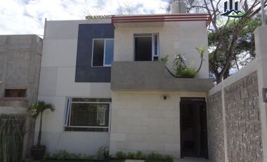 Casas en Xalapa, PREVENTA, Zona Arco Sur, Rébsamen, Recámara en PB