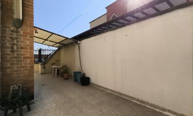 Venta Apartamento Pent - House en Santa Anita.. Cod V12319