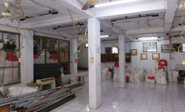 Rumah 2 lantai tambora,masuk mobil,harga 6,1M
