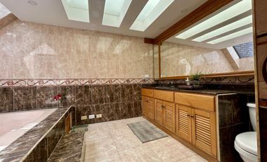 casa en arriendo/venta en bosque medina-usaquén. Cod A19865