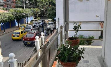 casa en venta en c.c santa teresa. Cod V2250