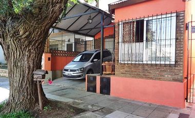PH - 3 ambientes con cochera en Olivos, patio, excelente ubicación.