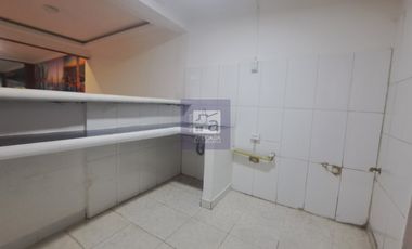 COD. 3389 - SE ARRIENDA LOCAL - BARRIO: EL PRADO