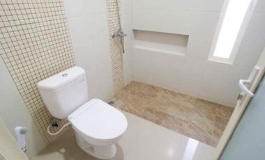 Rumah 2 Lantai Luas 216 di Villa Puncak Tidar kota Malang