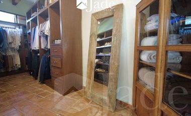 EN VENTA, Casa y Departamento en Lomas del Castillo
