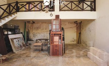 EN VENTA, Casa y Departamento en Lomas del Castillo