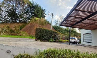 casa campestre en arriendo en loma del escobero. Cod A513716