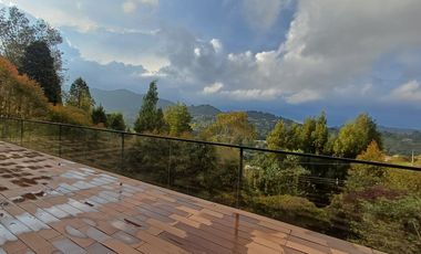 casa campestre en arriendo en loma del escobero. Cod A513716