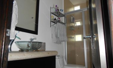 VENTA CASA EN PRIVADA CON ALBERCA Y SEGURIDAD, TEZOYUCA MOR.